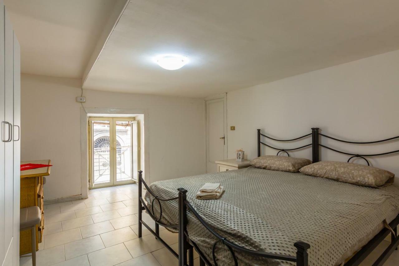 Cirillo 60 Apartment Naples Exterior photo